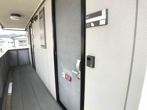ポラーノの玄関