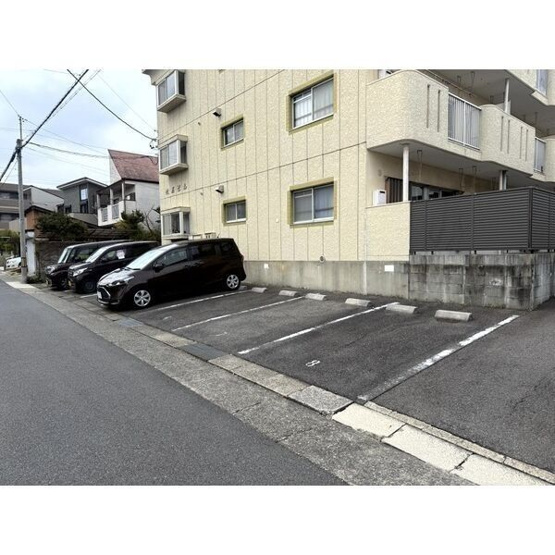 【駐車場】 | 代万ビル
