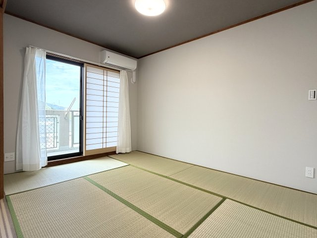 スターランド矢野駅前の和室|LDK横に和室が隣接しています。