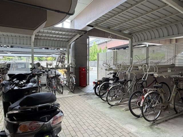 スターランド矢野駅前のその他共用部分|駐輪場・バイク置き場です。