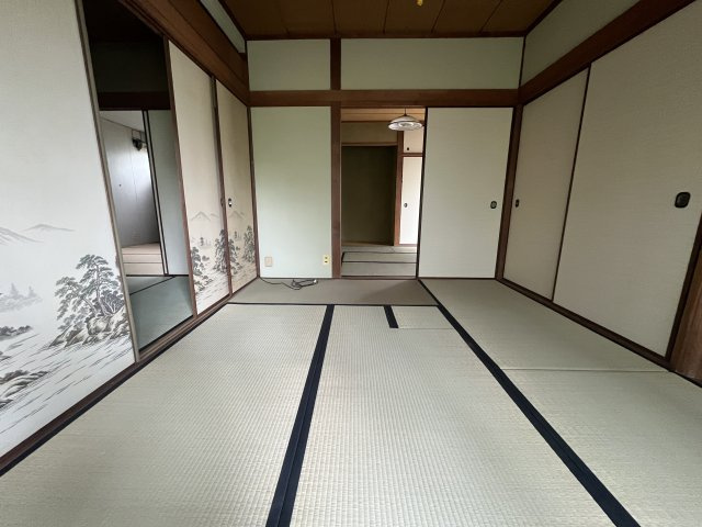 河内長野市喜多町中古建ての和室|ゆったりとくつろげる和室です