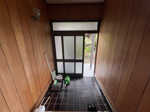 河内長野市喜多町中古建ての玄関|毎日通る玄関はこちらです