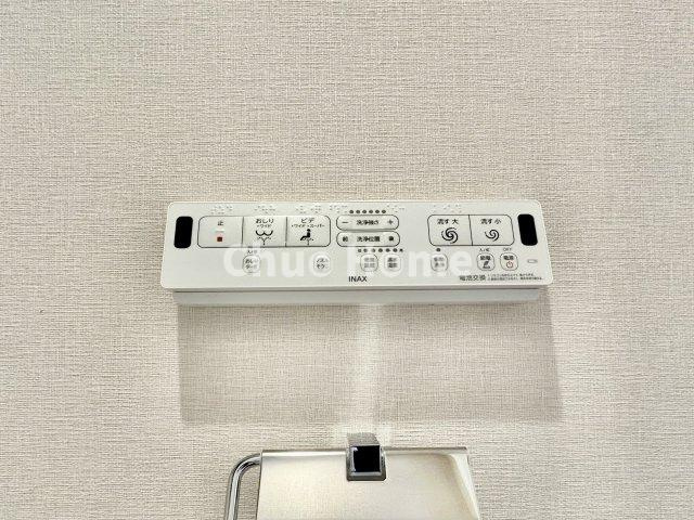 東陽町スカイハイツの内装|【ウォシュレット】清潔に使いたいお手洗いには最適な設備です。もちろんウォームレットも標準装備です。