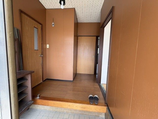 荒木貸家の玄関