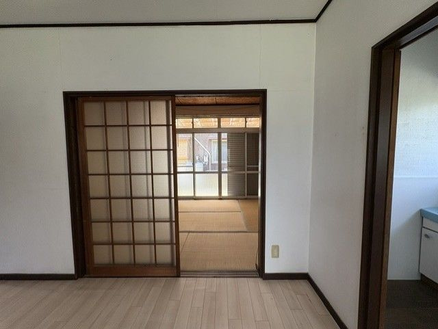 荒木貸家の居間・リビング