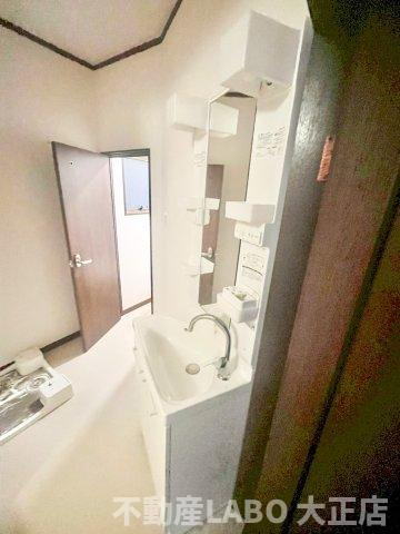福井ビルの洗面所