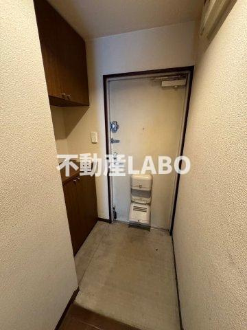 コージーコートの玄関