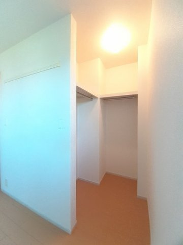 エレガンス・ブライドの収納