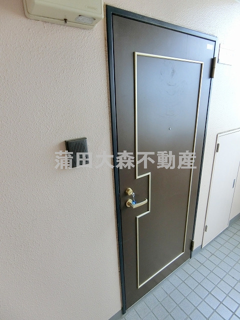 リヴィエール多摩の玄関|玄関　シューズBOX、下駄箱