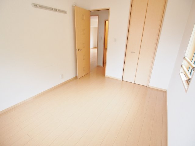 セジュール影橋　B棟の洋室