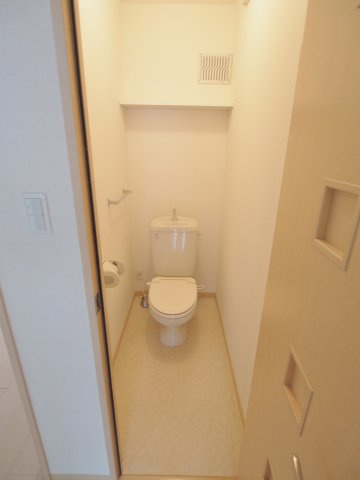 セジュール影橋　B棟のトイレ