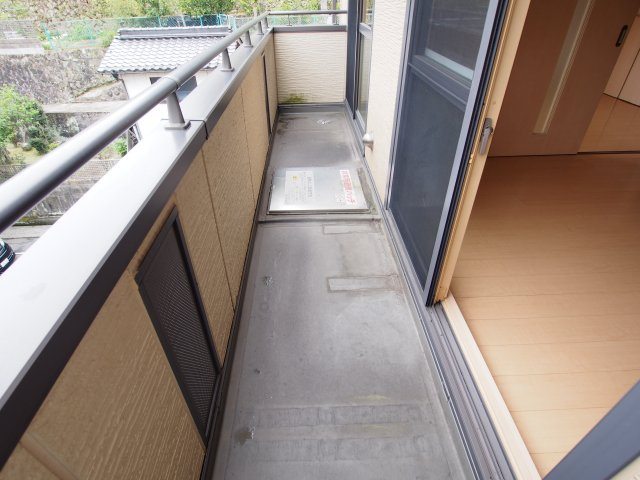 セジュール影橋　B棟のバルコニー