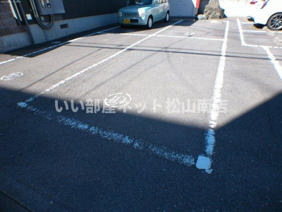 【駐車場】 | リオン・エフ