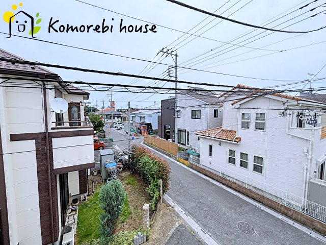 上尾市日の出一丁目　中古戸建ての前面道路含む現地写真|26.7.13　撮影済み