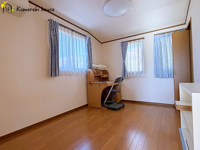 上尾市日の出一丁目　中古戸建ての洋室|26.10.1　撮影済み
