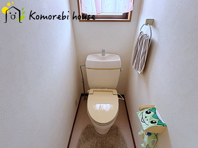 上尾市日の出一丁目　中古戸建てのトイレ|26.7.13　撮影済み
