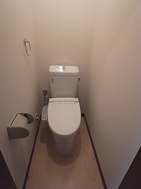 キアラ富松A棟のトイレ