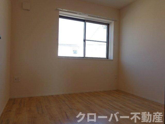 ショコラーデの内装|洋室
外観写真（昼）