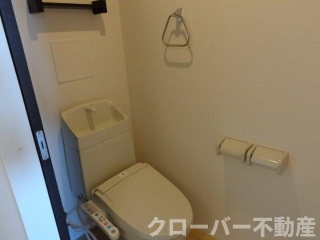 ショコラーデのトイレ|シャワー付トイレ
外観写真（昼）