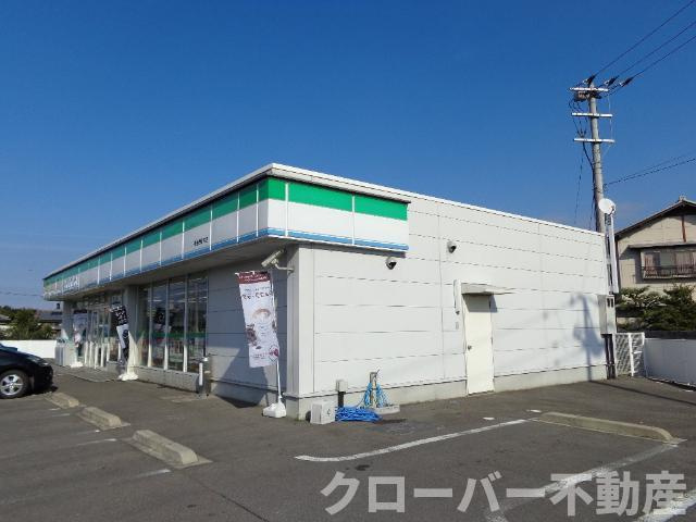 ショコラーデの周辺|ファミリーマート善通寺稲木店まで907ｍ
外観写真（昼）