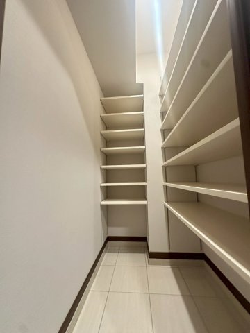 MODERN PALAZZO 博多デュオグランデEastの収納