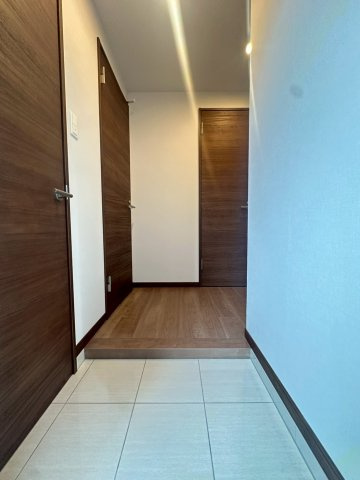 MODERN PALAZZO 博多デュオグランデEastの玄関