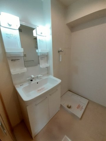 エスマルテ　Ａ棟の洗面所