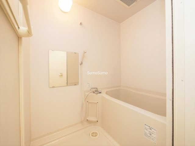 レオンコンフォート本町東の浴室