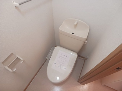 【トイレ】 | ブライト・シップα | 落ち着いた色調のトイレです