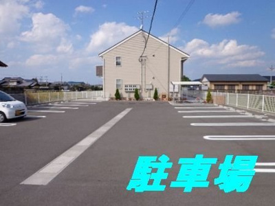 【外観】 | グラースシャルマン | 外観も気になるポイント