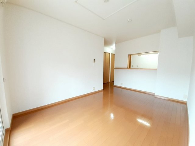 【居間・リビング】 | フォレステージⅡ | ゆったり過ごせるリビングです