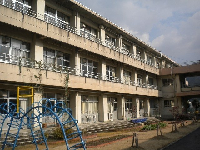 ルーチェの周辺|貞光小学校まで750m