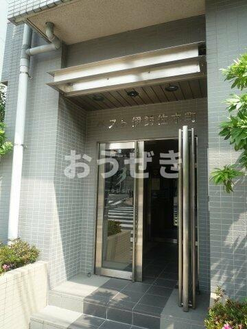 ベスト伊勢佐木町のエントランス