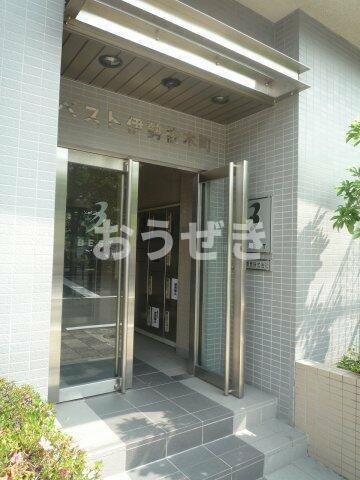 ベスト伊勢佐木町のエントランス