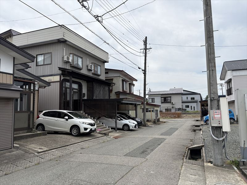 新庄市中道町2-12の前面道路含む現地写真|7/5撮影