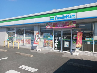 【周辺】 | リヴェール響 | ファミリーマートまで800m