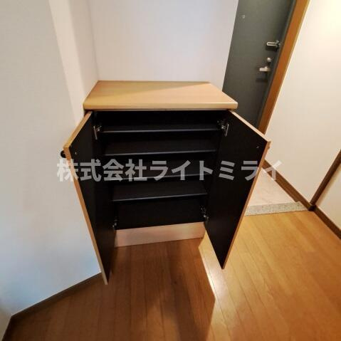 クレアシオン市ヶ谷西の収納|シューズボックス 