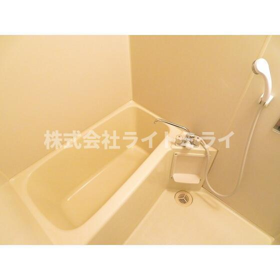 ヴィラージュ浅井の浴室| 