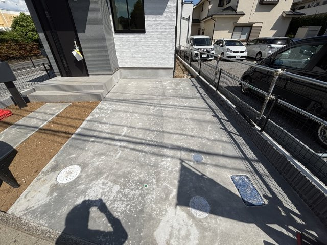 松戸市松戸新田　新築戸建て　A号棟　全２棟の駐車場