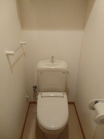 ニュー平地のトイレ|ゆったりとした空間のトイレです