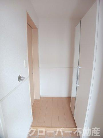 エム・シャルム善通寺Ⅱの玄関