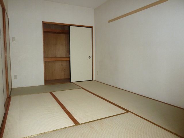 コンフォールドミールの収納|人気の対面キッチンですよ