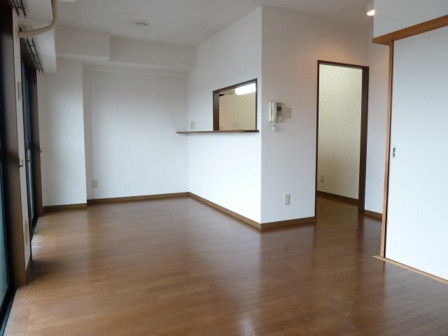 コンフォールドミールの居間・リビング|広いリビングです※写真は別のお部屋です