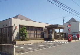 榎戸駅前便局まで1600m