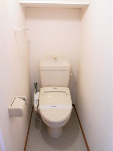 同タイプ部屋の写真となり設備等は現況と異なる場合があります。