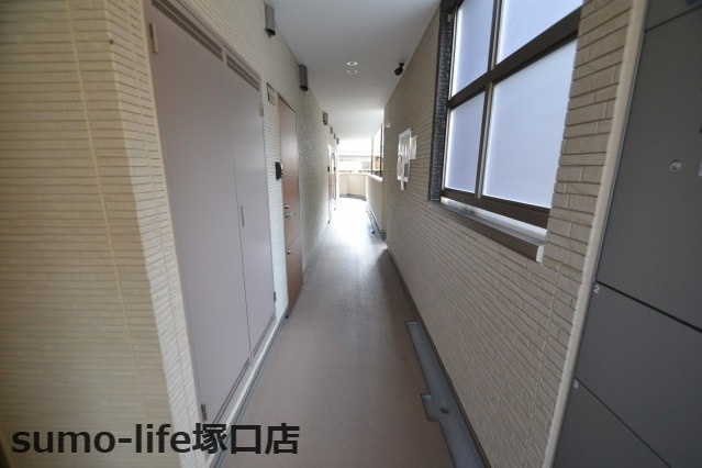 エルスタンザ塚口本町のロビー