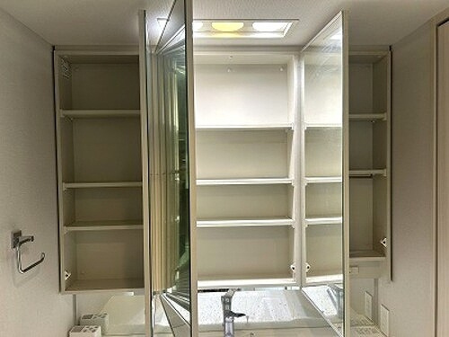 ライオンズプレイズ南大高の収納|洗面台収納　内装前　※2026年05月の写真