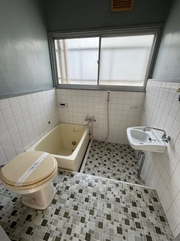 コンパクトで使いやすいお風呂です