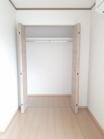 たっぷりとした収納スペースです