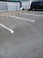 車をお持ちの方に嬉しい駐車場付きの物件です